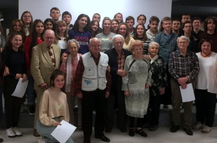 Wizyta młodzieży z Francji w Domu Wsparcia dla Powstańców Warszawskich
