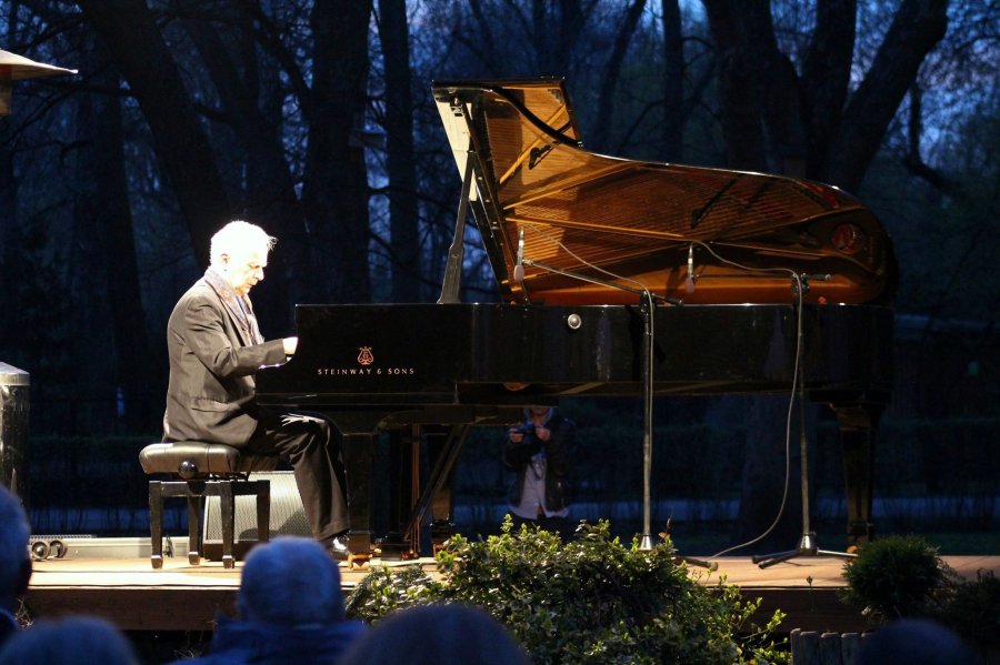 Kolejny koncert z cyklu „Szlakiem Pianisty”