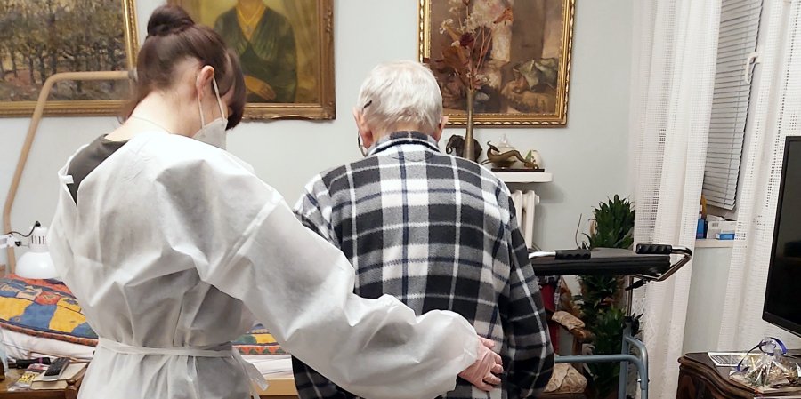 Pomoc seniorom w święta i na co dzień